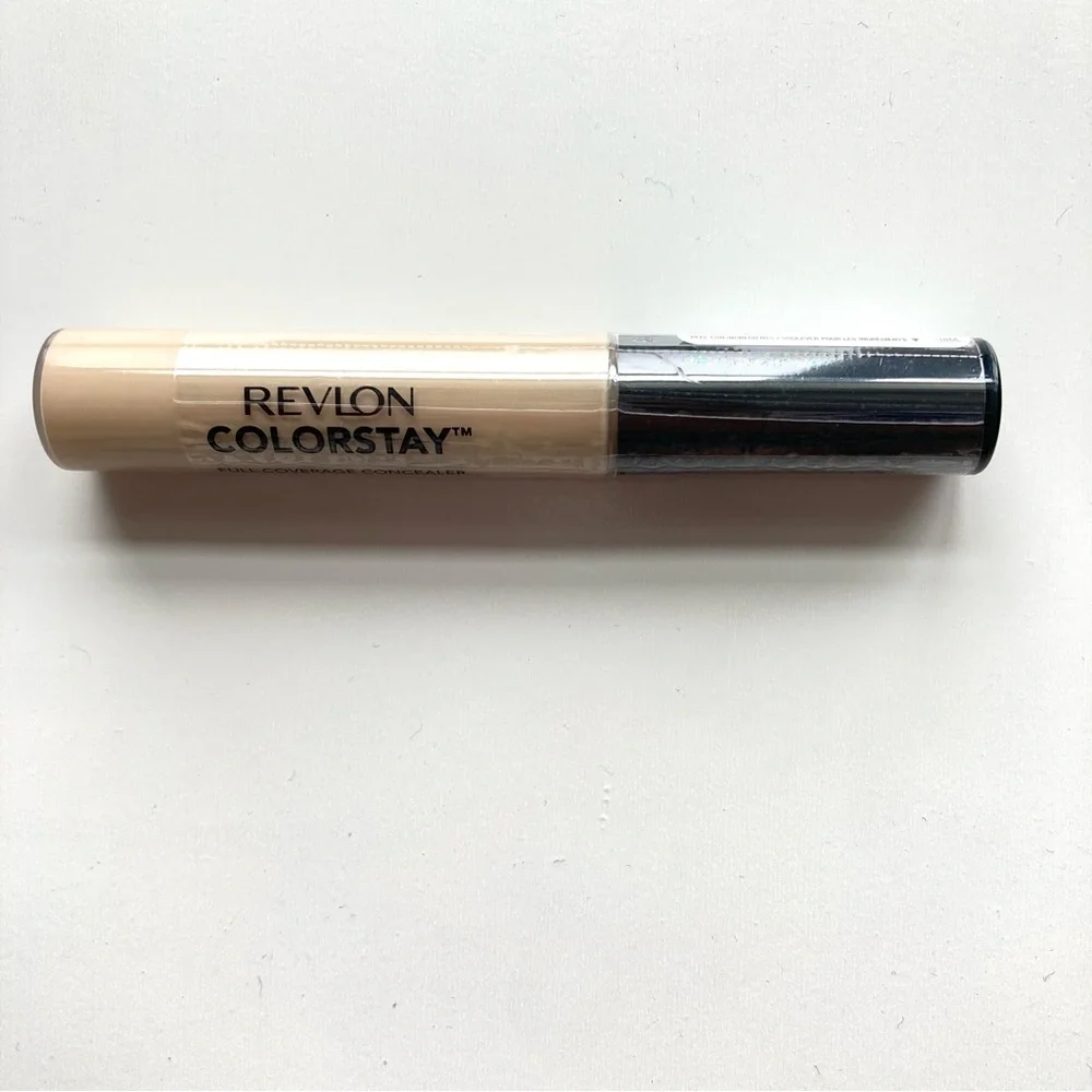 NEW Revlon ColorStay 015 Light Full Coverage Concealer